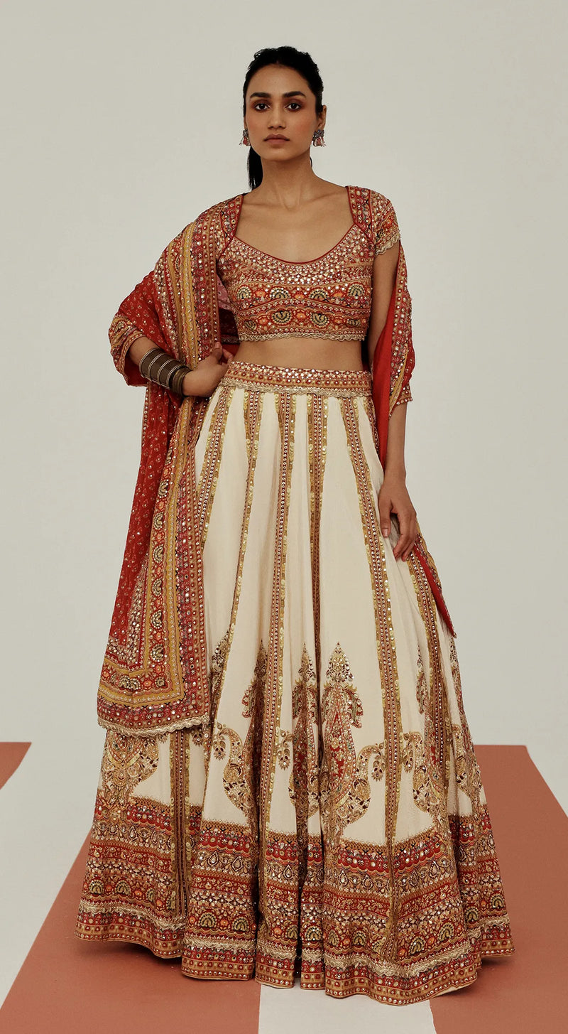 SIENNA ROYALE EMBROIDERED LEHENGA SET