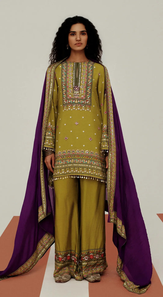 THE ARCHIVAL OLIVE SUIT SET